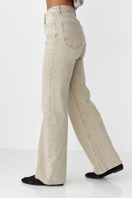 Широкі прямі джинси з високою посадкою